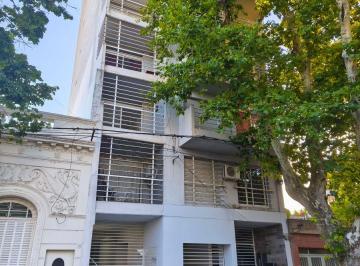 Departamento de 2 ambientes, Rosario · Alquiler Departamento 1 Dormitorio Amoblado en Rosario Echesortu, Balcón Al Frente.