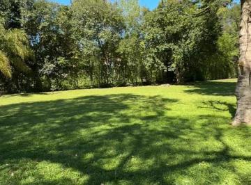 Terreno · 1470m² · 2 Cocheras · Lote en Venta Barrio Los Naranjos
