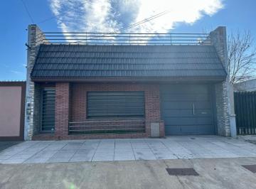 Casa de 6 ambientes, Lanús · Casa Para Dos Familias