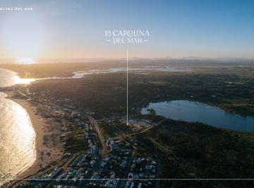 BPV-BPV-9831_2 · La Carolina del Mar Lote en Venta Sobre El Lago