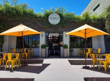 Local comercial · 238m² · 1 Ambiente · Venta Restaurante Marga Fondo de Comercio en Bajo San Isidro