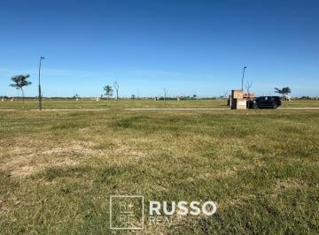 Terreno · 696m² · Venta Lote Central de 696 m² - Barrio Amarras - Puertos del Lago