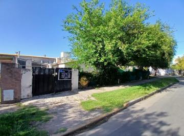 Casa · 146m² · 4 Ambientes · B° Matienzo: Ideal Inversor Vendo Casa Para Reciclar con 20 m de Frente Sobre Lagunilla