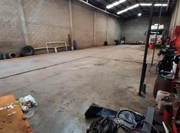 Bodega-Galpón , Ituzaingó · Alquiler Galpon en Ituzaingó