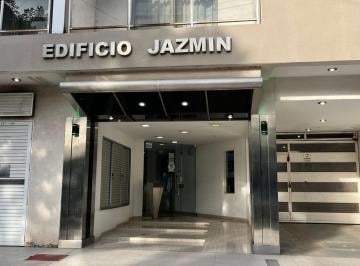 Garage · 10m² · 1 Cochera · Alquiler | Cochera | Edificio Jazmín