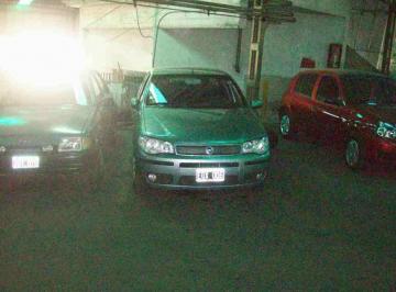 Garage · 9m² · Cochera en Venta en Castelli Al 200 (Once)