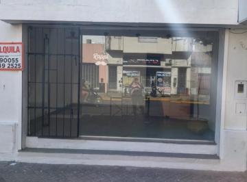 Local comercial · 50m² · 2 Ambientes · Local Comercial a m. Terminal (San Nicolas 600)