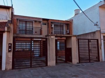 1861673797.jpg · Departamento en Venta en Lanús Este, Lanús, G. B. a. Zona Sur