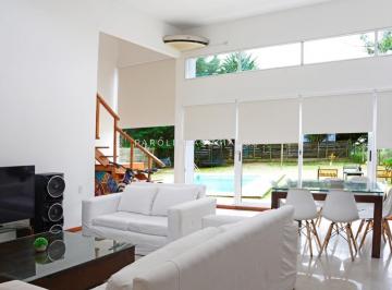 Foto1 · Moderna Casa en Barrio Marly