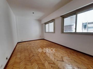 Departamento · 44m² · 2 Ambientes · Av Pueyrredon y Av Santa Fe - Impecable Luminoso Espectacular Living Amplia Cocina