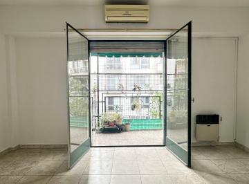 Departamento de 2 ambientes, Caballito · Oportunidad 2 Amb Caballito Senillosa y Juan B. Alberdi Muy Luminoso Al Frente