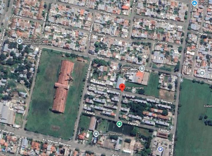 Terreno · 2142m²