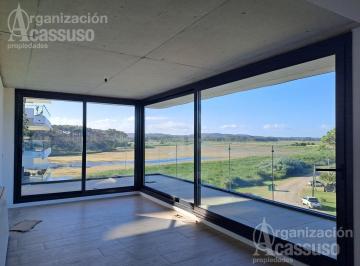 Departamento · 76m² · 3 Ambientes · 1 Cochera · Departamento - Playa Mansa - 2 Dorm. - Balcón - Cochera - Piscina