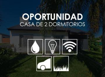 Casa · 95m² · 4 Ambientes · 2 Cocheras · Casa en Villa San Jose
