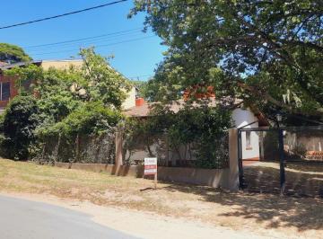 Casa de 3 ambientes, Villa Gesell · Chalet Zona Centro Grabn Parque