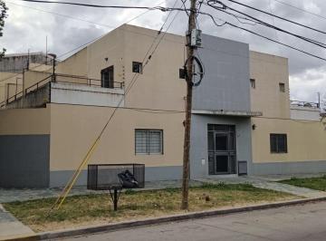 Departamento de 2 ambientes, Lomas de Zamora · Excelente Dúplex 2 Amb con Patio y Terraza!