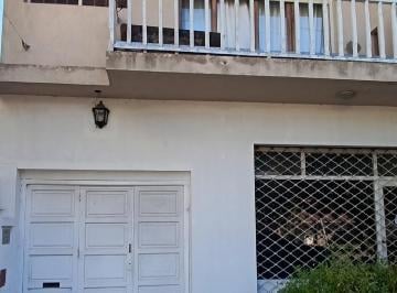 PH · 75m² · 2 Dormitorios · 1 Cochera · PH 3 Amb Pa Estilo Duplex con Garage y Parque