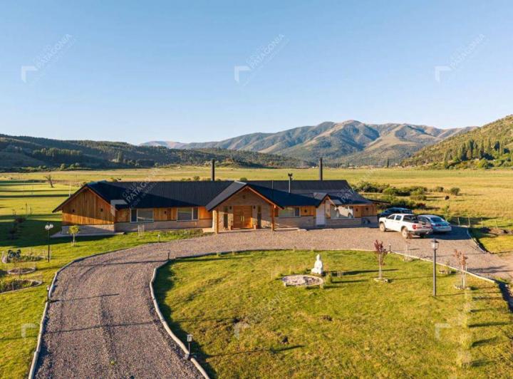 Casa · 235m² · 5 Ambientes