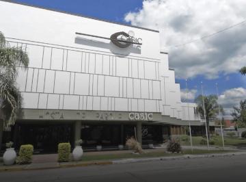 Local comercial · 3830m² · 24 Cocheras · Local de 3800 m² en Sunchales