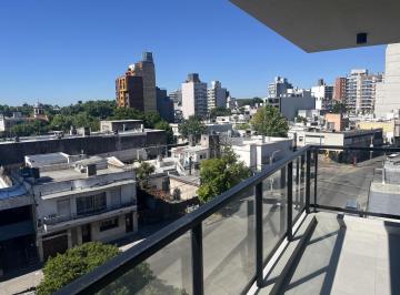 Departamento · 69m² · 3 Ambientes · 1 Cochera · Alquiler de Apartamento 2 Dorm. con Garaje en 3 Cruces, Montevideo
