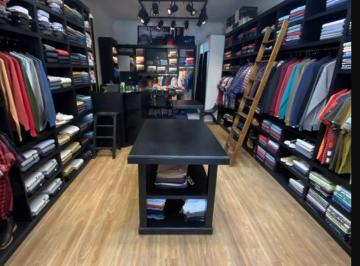 Fondo de comercio , Lanús · Fondo de Comercio en Venta - Indumentaria Adultos y Niños - Lanus