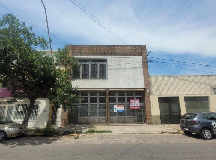 Local comercial · 170m²