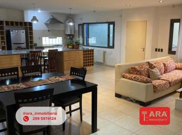 Casa · 250m² · 5 Ambientes · 1 Cochera · Casa en Venta, Nqn Capital