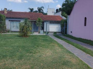 Casa de 4 ambientes, La Matanza · Excelente Casa de 4 Ambientes en Lote de 9,39 X 34,86 con Garage y Parque con Pileta y Parrilla