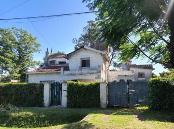 Casa de 4 ambientes, Escobar · Chalet en Venta en Matheu, Excelente Entorno!