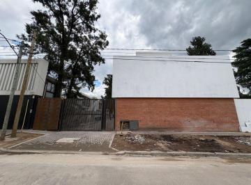 Casa de 5 ambientes, Ituzaingó · Triplex a Estrenar en Condominio a 2 Cuadras de m. Fierro