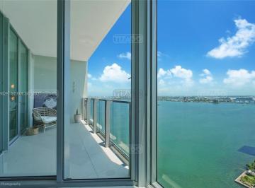 Departamento · 73m² · 2 Ambientes · 1 Cochera · Departamento en Venta en Miami, Florida, Estados Unidos