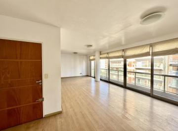 Departamento · 115m² · 4 Ambientes · 1 Cochera · Departamento en Venta 4 Ambientes con Balcón Cochera y Baulera, Lomas de Zamora