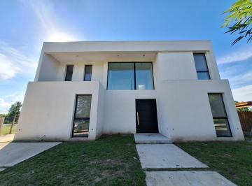 20251103_163250.jpg · Casa en Venta a La Laguna El Cantón - Escobar Zona Norte Golf