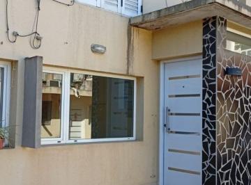 Departamento de 3 ambientes, Ezeiza · Departamento en Alquiler