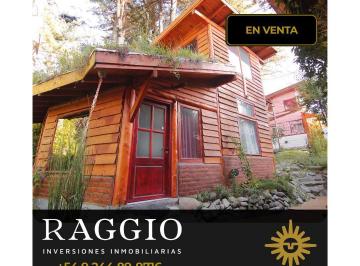 Casa · 300m² · 2 Cocheras · Casa y Departamentos en Lote de 1410 m² (So - 78)