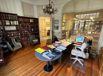 Departamento · 184ha · 4 Ambientes · Departamento en Venta 6 Ambientes en Recoleta