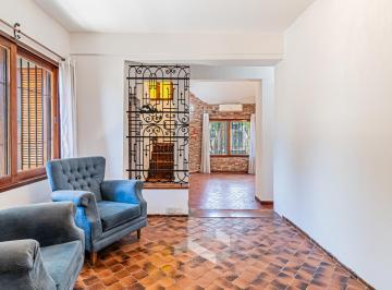Casa · 110m² · 5 Ambientes · Casa en Venta de 5 Ambientes en Moron