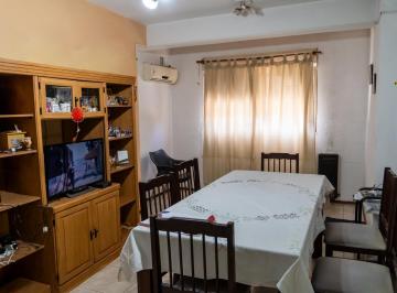 Departamento · 58m² · 4 Ambientes · 1 Cochera · Departamento en La Florida