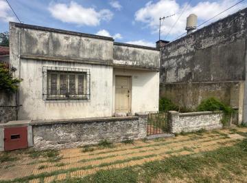 Casa de 2 ambientes, Lomas de Zamora · Casa a Reciclar
