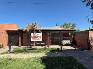 Casa de 5 ambientes, Villa Amelia · Casa con 2 Dorm. en Terreno de 450 m² en Venta en Villa Amelia