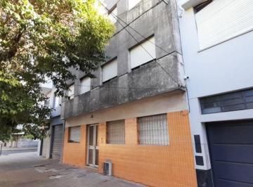 Departamento de 3 ambientes, La Plata · Departamento 2 y 64 Frente, Living Comedor, Cocina, 2 Dorm. con Placares, Lavadero, Luminoso.