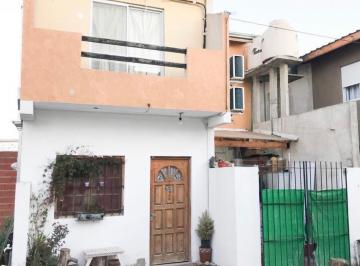 Casa · 70m² · 3 Ambientes · Venta Casa Tipo Duplex 3 Ambientes - Florencio Varela