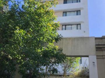 Departamento de 2 ambientes, La Plata · Departamento con Cochera en Venta