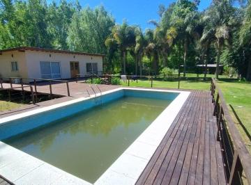 Casa · 200m² · 4 Ambientes · Casa en Canal Arias Escobar