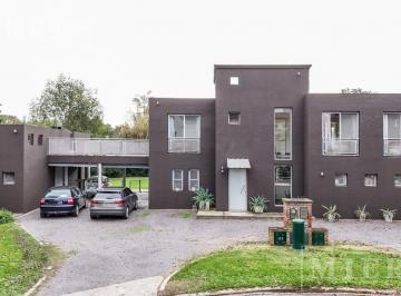 Casa · 300m² · 8 Ambientes · 2 Cocheras · Excelente Casa en Venta en El Establo
