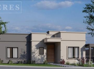 Casa · 153m² · 5 Ambientes · 1 Cochera · Casa en Venta en Santa Emilia, Pilar del Este
