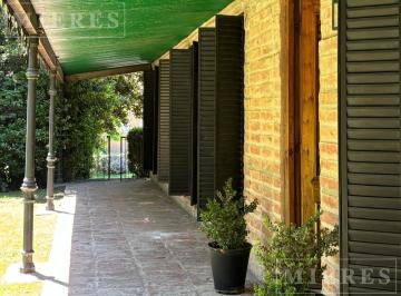 Casa · 101m² · 5 Ambientes · 2 Cocheras · Casa en Venta en Los Lagartos Country Club