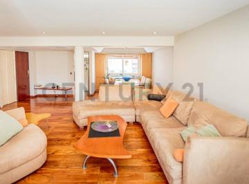 Departamento · 179m² · 5 Ambientes · Hermoso Duplex, 4 Dorm., Escritorio, Luminoso, 2 Cocheras, Al Frente, Oportunidad!