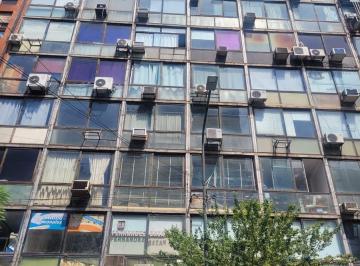 Oficina comercial · 32m² · 2 Ambientes · 1 Cochera · Oficina en La Plata, Palacio de Cristal