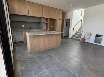PH · 145m² · 4 Ambientes · 1 Cochera · Venta de Duplex de 3 Dorm a Estrenar en Quebradas Las Rosas